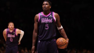 爱德华兹40分戈贝尔22+17 森林狼送独行侠十连败