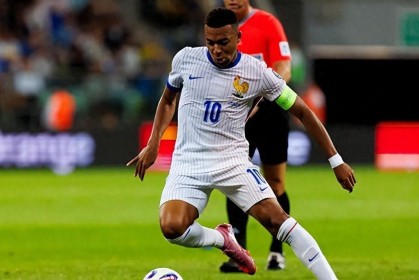 开云官网-姆巴佩惊艳solo破门！单骑闯关斩对手，追平亨利国家队51球纪录