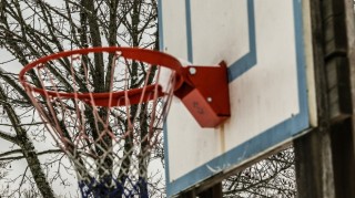 杨瀚森替身出炉：青岛签约深圳旧将汤普森 上季场均接近15+11