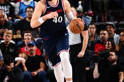 3年5860万！肉眼可见破坏进攻空间 祖巴茨真进入离队倒计时了？